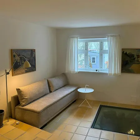 Town House With Sea View In Historic *