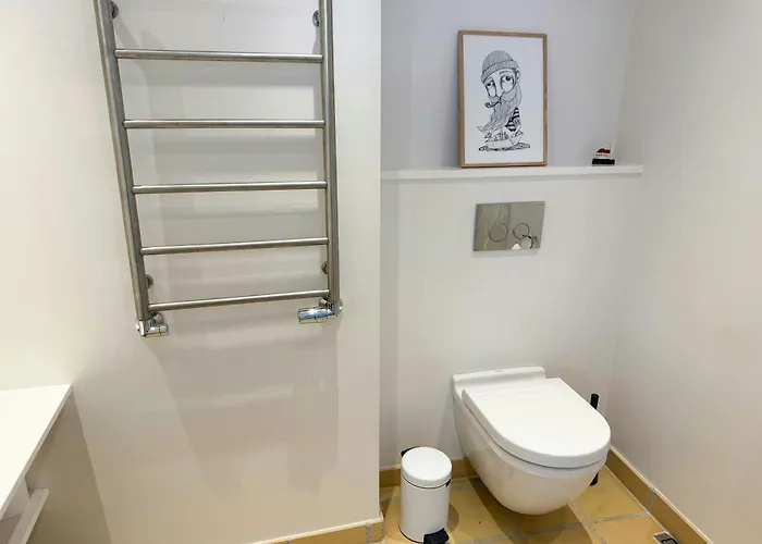 Town House With Sea View In Historic 度假居